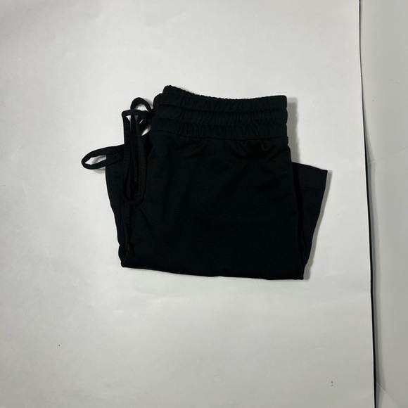 PSK collective Women’s running short, Moisture wicking, mid length, Black, Large - Picture 9 of 10